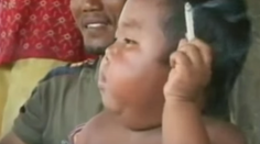 Mal dva roky a vyfajčil 40 cigariet denne. Pozrite sa, ako vyzerá dnes