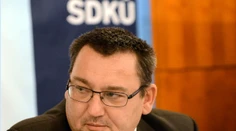 SDKÚ-DS chce s podvedenými členmi #Siete vytvoriť alternatívu vláde