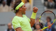 Nadal si poľahky poradil s Federerom a postúpil do finále, súboj Djokovič - Thiem prerušil dážď