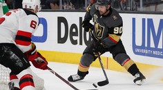 Tatar bodoval pri vysokej domácej prehre Vegas, Toronto natiahlo víťaznú sériu