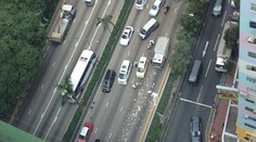 Štedrý deň v Hongkongu: Na ceste sa váľali milióny, ľudia ich zbierali