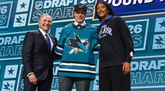 Experti v zámorí hodnotili draft NHL. San Jose je víťazom, tímy Slovákov sa nevyznamenali
