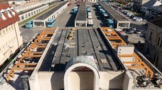 Autobusovú stanicu v Topoľčanoch poškodil dážď. Budovu zatvorili