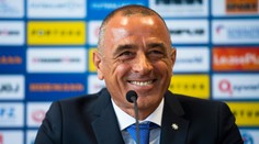 V pozícii kapitána povedie mužstvo Škriniar. Calzona je z prístupu hráčov príjemne prekvapený