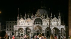 VIDEO: Benátky zasiahla vysoká voda. Turisti si napriek tomu aj zatancovali