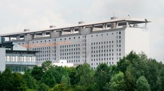 Pôrodná asistentka sa  pokúsila zabiť 7 rodičiek, dostala 15 rokov