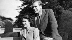 Skutočný príbeh Philipa a Alžbety: Trápenie, škandály a nekonečná láska