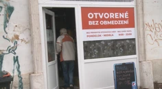 Podnikateľ prevádzkoval krčmu bez obmedzení aj napriek zákazu. Vianoce strávi za mrežami