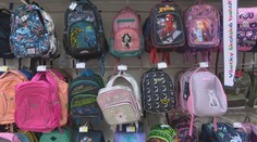 Začiatok školského roka potrápil peňaženky. Väčšina rodičov priznáva, že sa pre výdavky museli uskromniť