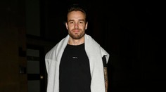 Vo veku 31 rokov zomrel spevák zo skupiny One Direction. Osudným sa mu stal pád z balkóna