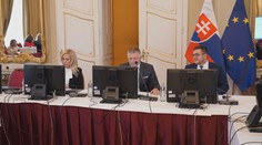 Najhorúcejšie ministerské kreslo ostalo na vláde prázdne. Politicky háklivý návrh z rokovania stiahli