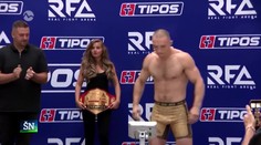 Bojovníci RFA na hrade