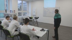 Priemyselná škola elektrotechnická v Prešove je jednou z najlepších na Slovensku. Študentov doslova vyháňajú z tried