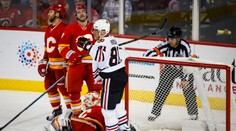 Hossa zariadil triumf Chicaga, Islanders nestačilo 32 zákrokov Haláka