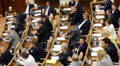 Poslanci sa vrátili do NR SR: Pozrite sa, čo všetko stihli