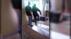 Po zverejnení bitky v škole sa vynárajú ďalšie špinavosti. Na riaditeľku padajú obvinenia