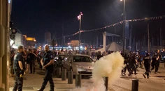 Anglickí fanúšikovia sa v Marseille pobili s miestnymi