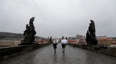 Česko uzavrelo 21 obcí, nakazených koronavírusom tam môže byť až 1000 ľudí