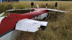 FOTO: V Prievidzskom okrese spadlo lietadlo. Pilota odviezol do nemocnice vrtuľník