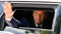 Macronova koalícia tesne zvíťazila v prvom kole volieb