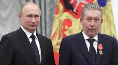 Šéf ruského Lukoilu kritizoval Putina za vojnu na Ukrajine. Vo štvrtok smrteľne vypadol z okna nemocnice