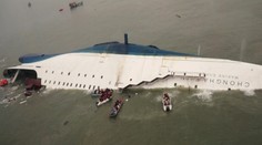 Trajekt Sewol vyzdvihli z morského dna: Pozrite si animáciu tejto unikátnej operácie