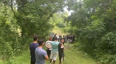 Na rieke Hron sú nasadení riečni policajti aj hasiči. Telá dvoch bratov stále nenašli