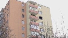 Požiar v Trenčíne: Hasiči našli muža (†77) na ešte tlejúcom matraci. Osudnou sa mu stala cigareta