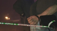 Zrejme zdrogovaný vodič napadol dvoch policajtov. Skončili v nemocnici