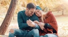 Ešte vám nepovedal, že vás miluje? Tu je 11 dôkazov, že to tak je