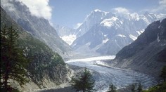 Stáli pri ňom všetci svätí. Horolezca zachránili po piatich dňoch v pukline v Alpách