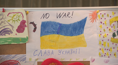 Bomby neničia len ich domy, rúcajú im aj rodiny: Ženy s deťmi utekajú do neznáma, muži musia zostať doma