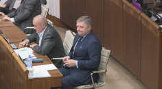 O prípadnej Ficovej väzbe nebudú hlasovať tajne. Postoj niektorých poslancov je záhadou