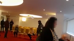 Na svadobnom obrade v Šali zasahovali policajti. Malo ísť o prípad účelového manželstva