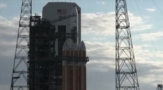 Do vesmíru odštartovala najväčšia raketa na svete