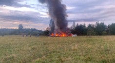 Na mieste, kde spadlo lietadlo, našli zatiaľ osem tiel. Mal v ňom sedieť Prigožin aj jeho pravá ruka