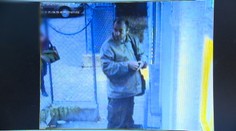 Príbeh muža, ktorý si v bankomate zabudol peniaze, vás deprimuje