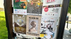 FOTO+VIDEO: Levočania chcú späť bustu od Donatella. Po meste lepia humorné letáky