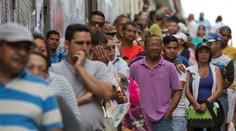 Venezuela prechádza na trojdňový víkend. Obyvatelia však nemajú dôvod na radosť