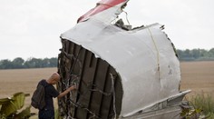 Malajzijské lietadlo zostrelila nad Ukrajinou raketa ruských síl, oznámili vyšetrovatelia