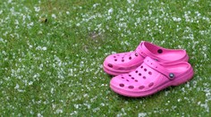 Opäť hrozia búrky s krúpami. Pre tieto okresy platia výstrahy