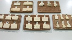 Veľký TEST tavených syrov. Tvária sa tak, ale niektoré ani nie sú syry