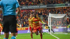 VIDEO: Exportnými nožničkami sa prihlásil o gól sezóny. Afričan skóroval nevídaným spôsobom