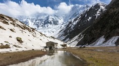 Pakistan nechce pustiť českých horolezcov, kým nezaplatia náklady na záchranu