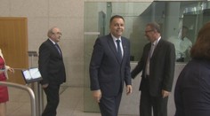 V prípade obvineného guvernéra NBS Petra Kažimíra sa objavil ďalší svedok