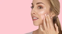Starostlivosť o pleť s maskami od Mary Kay