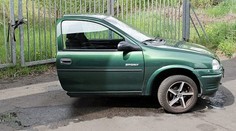 Pomsta ako hrom! Po rozchode rozpílil všetok majetok napoly