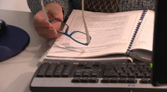 Tí, ktorí žiadajú o finančnú pomoc, na to môžu nakoniec doplatiť