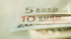 Minimálna mzda má byť 915 eur, vzrastú aj príplatky. Koľko budete dostávať za prácu navyše? (tabuľka)