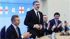 Nemal vzdelanie ani na šéfovanie gruzínskemu futbalu. Niekdajší hráč Manchestru City bude kandidovať za prezidenta